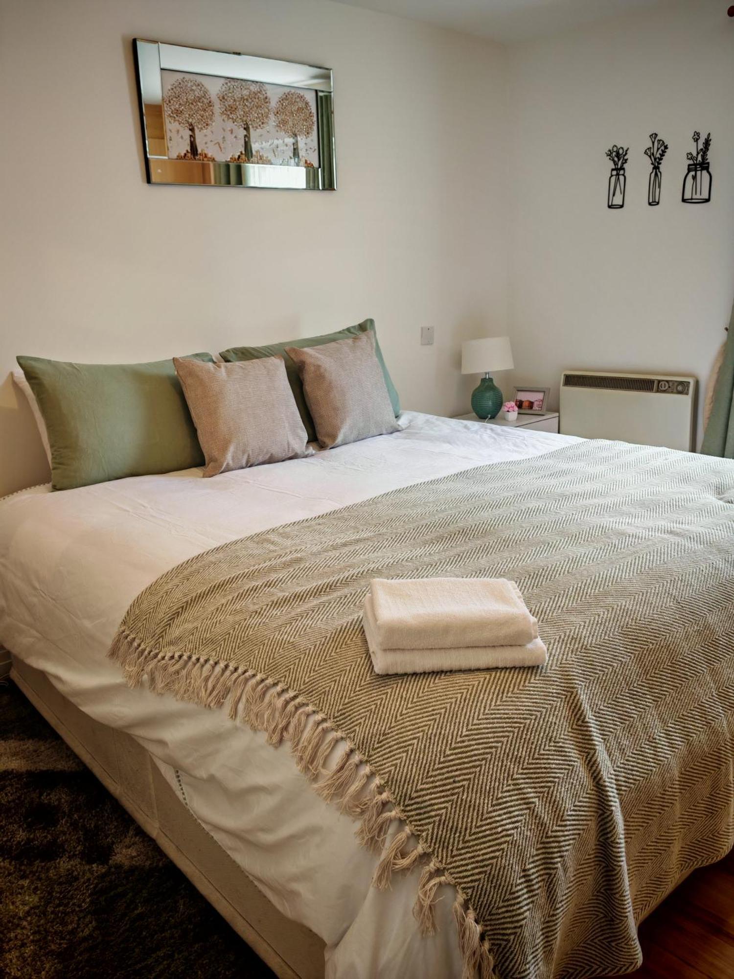 Spacious & Cosy Double And Single Bedrooms Close To Hendon & Colindale Tube Stations Extérieur photo